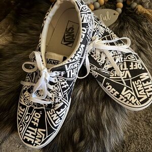 Vans Monochrome Graphic Sneakers
